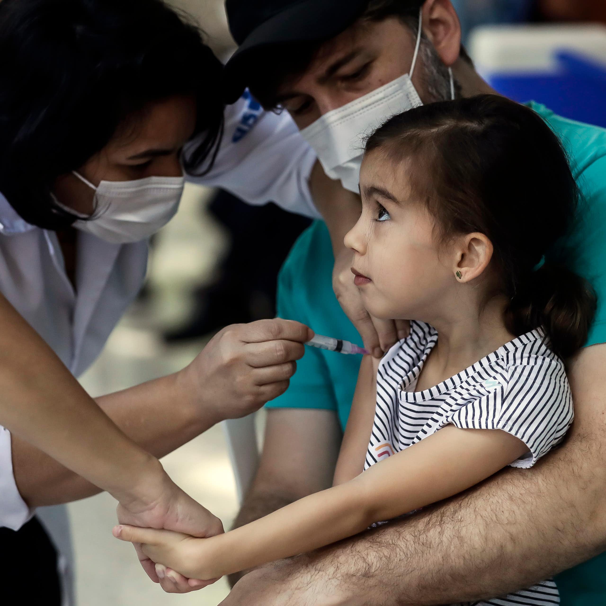 A má ciência ameaça a saúde pública: como análises incorretas fazem vacinas parecerem perigosas